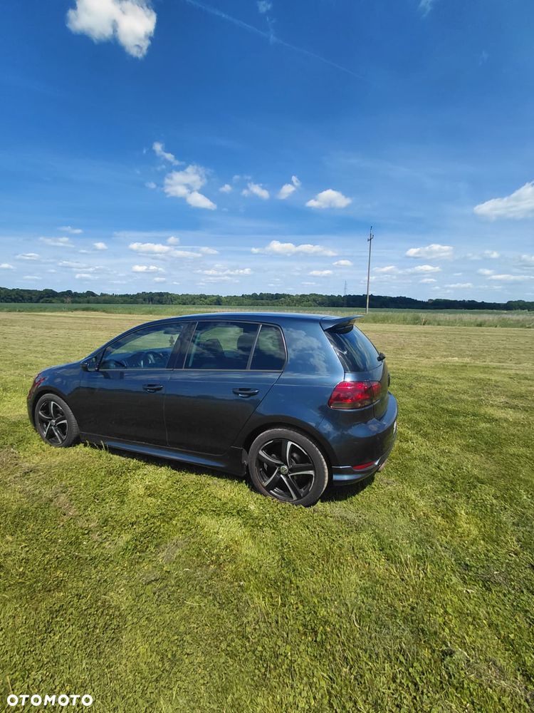 Volkswagen Golf 2.0 TDI DPF Highline - 6