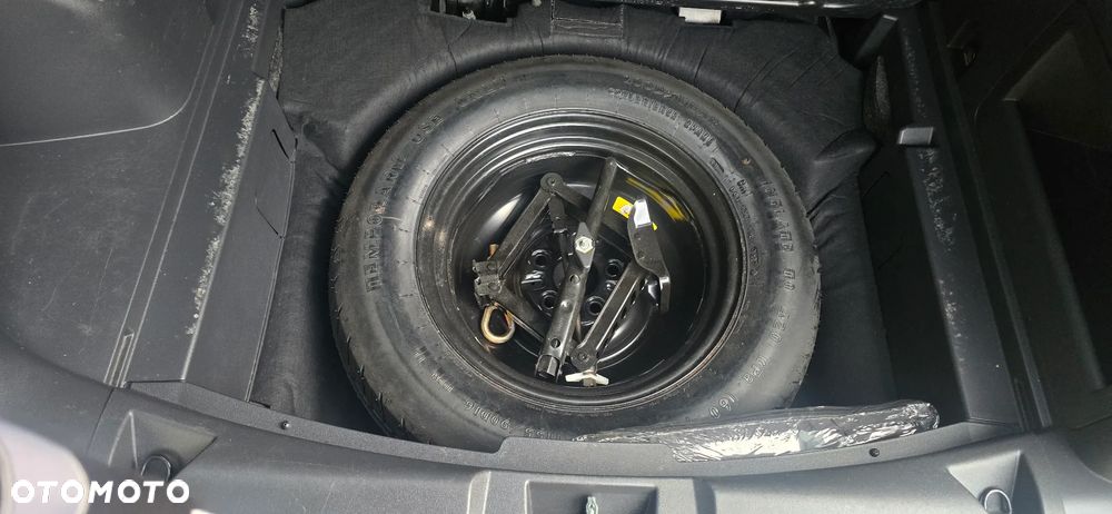 Jeep Compass 2.4I 4x4 Sport - 25