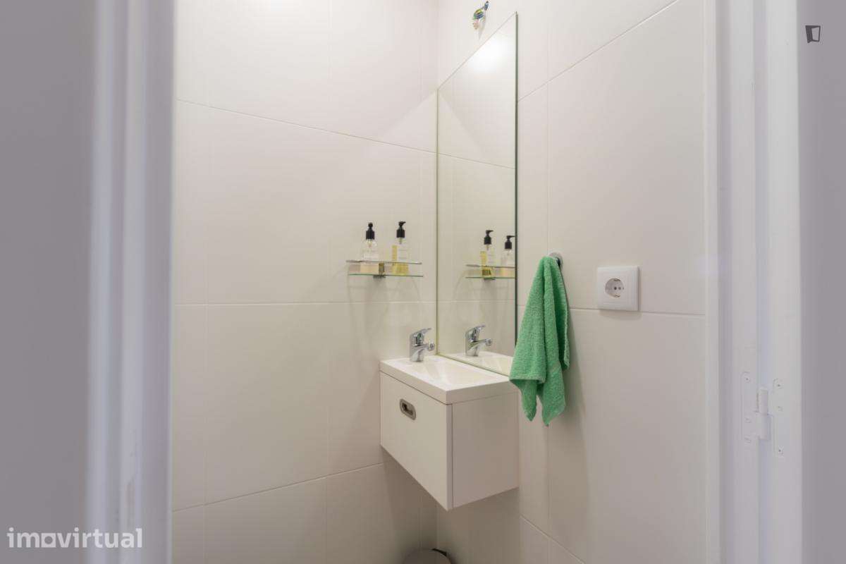 Apartamento com 1 quartos - localizado em Santa Apolónia Lisbon - Grande imagem: 5/24