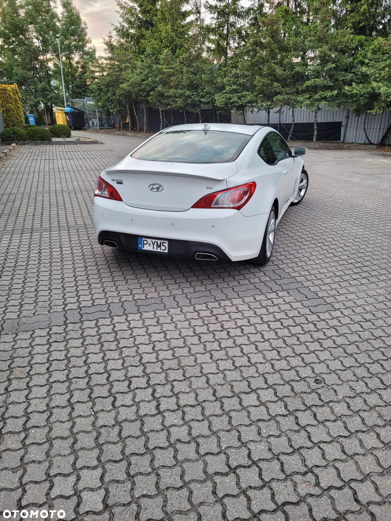 Hyundai Genesis Coupe - 5