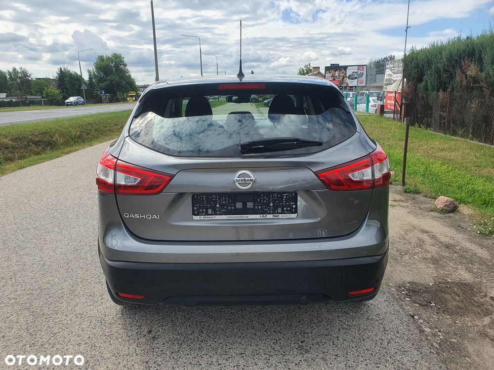 Nissan Qashqai 1.2 DIG-T N-Vision - 6