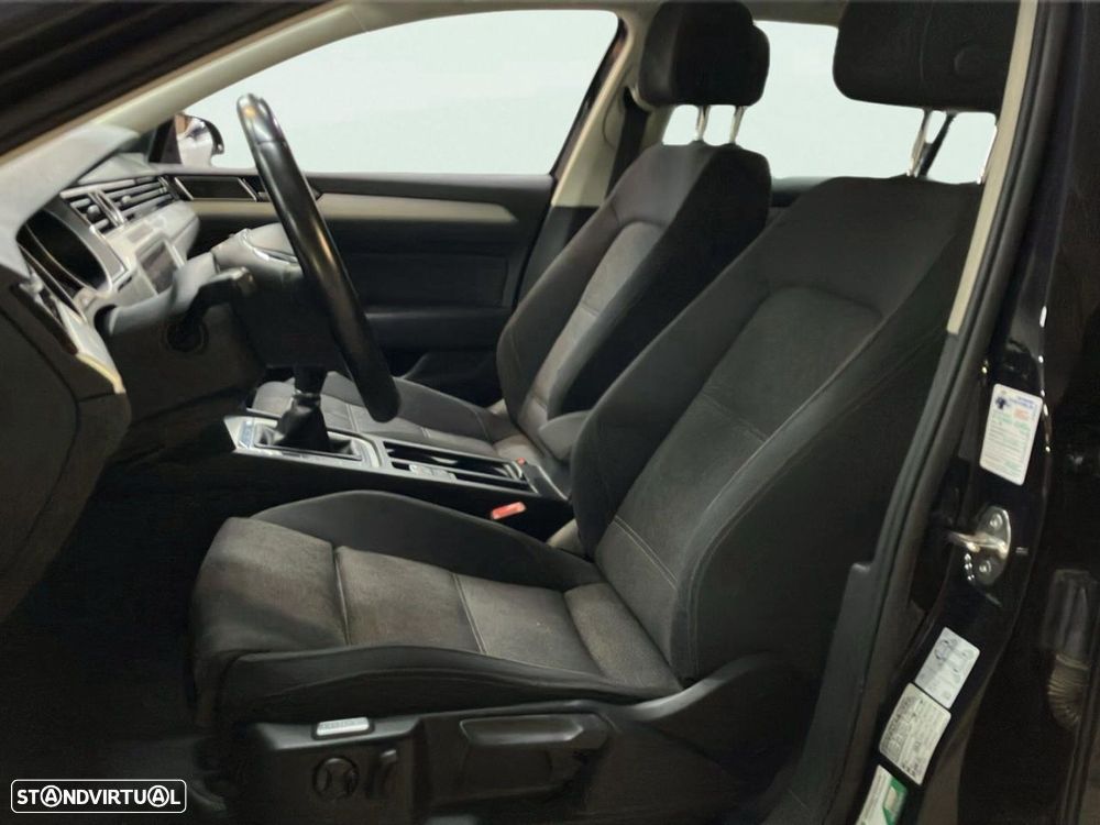 VW Passat - 15