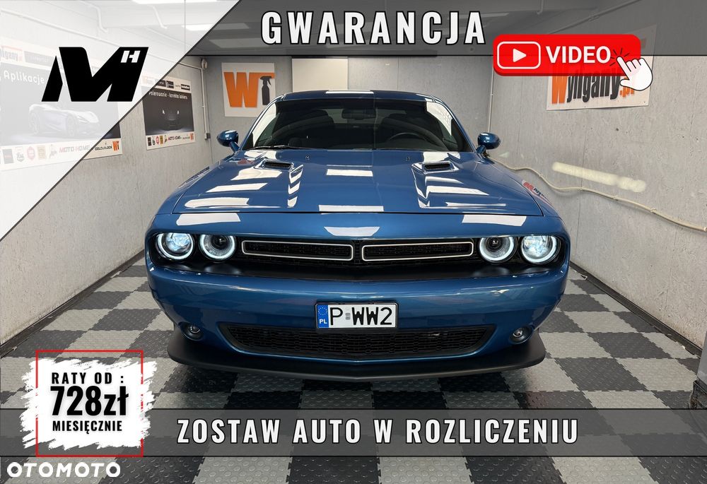 Dodge Challenger - 2