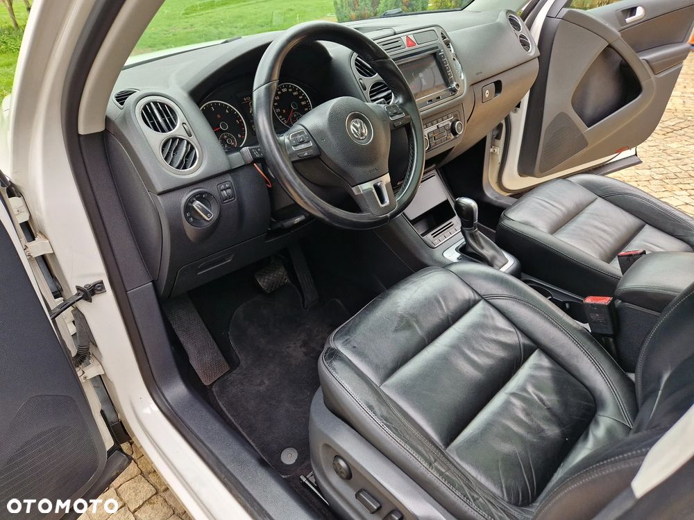 Volkswagen Tiguan 2.0 TDI DPF 4Motion BlueMotion Technology DSG Track & Field - 12