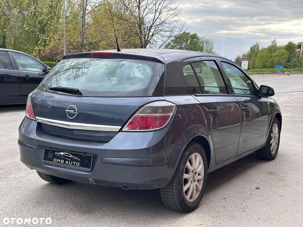 Opel Astra 1.6 Catch me - 4