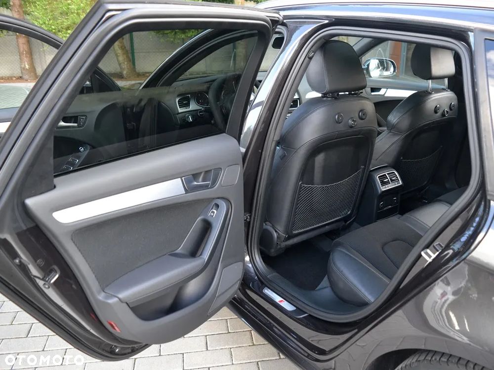 Audi A4 Avant - 15