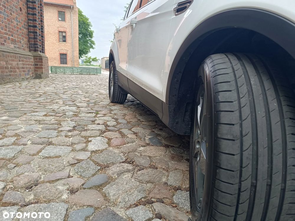 Ford Kuga 2.0 TDCi Titanium - 20