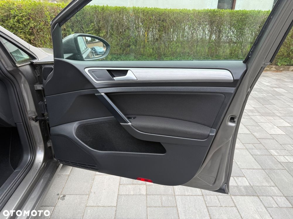 Volkswagen Golf 1.4 TSI BlueMotion Technology Highline - 32