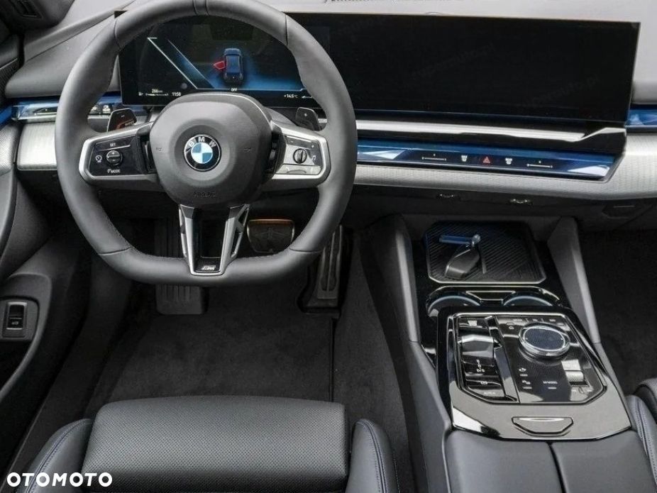BMW Seria 5 520d xDrive mHEV M Sport - 9