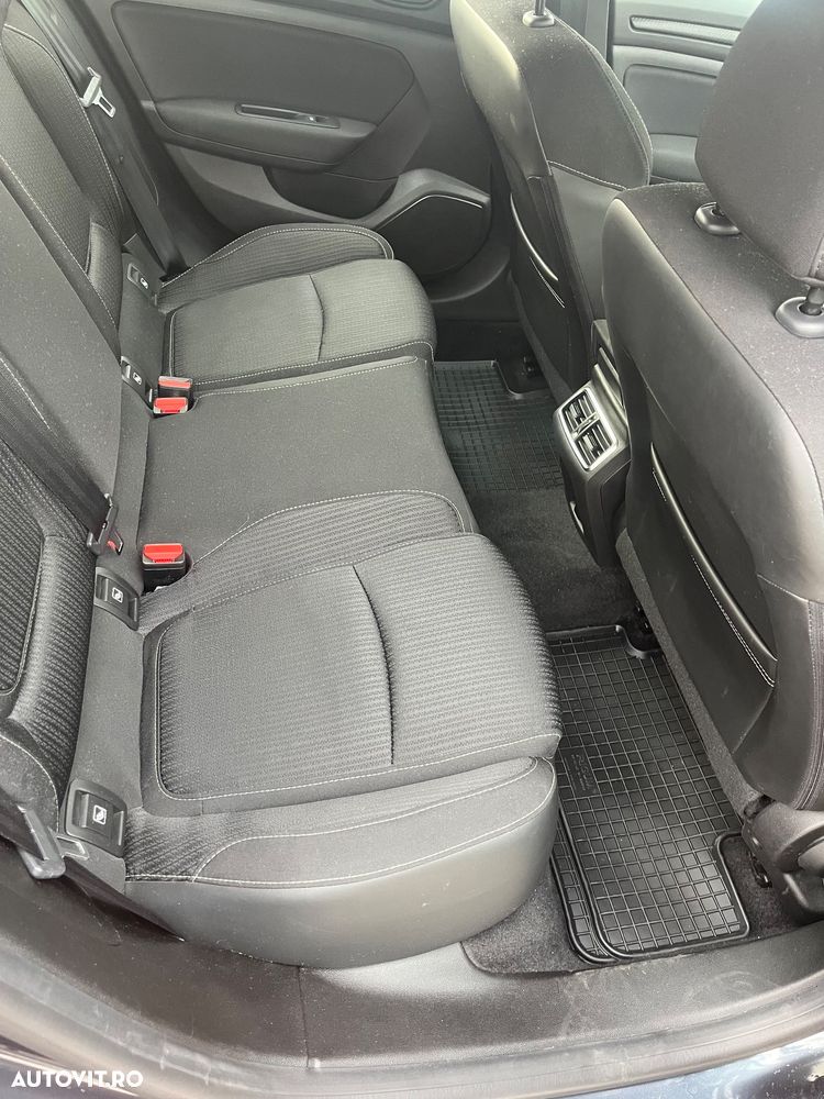 Renault Megane - 8