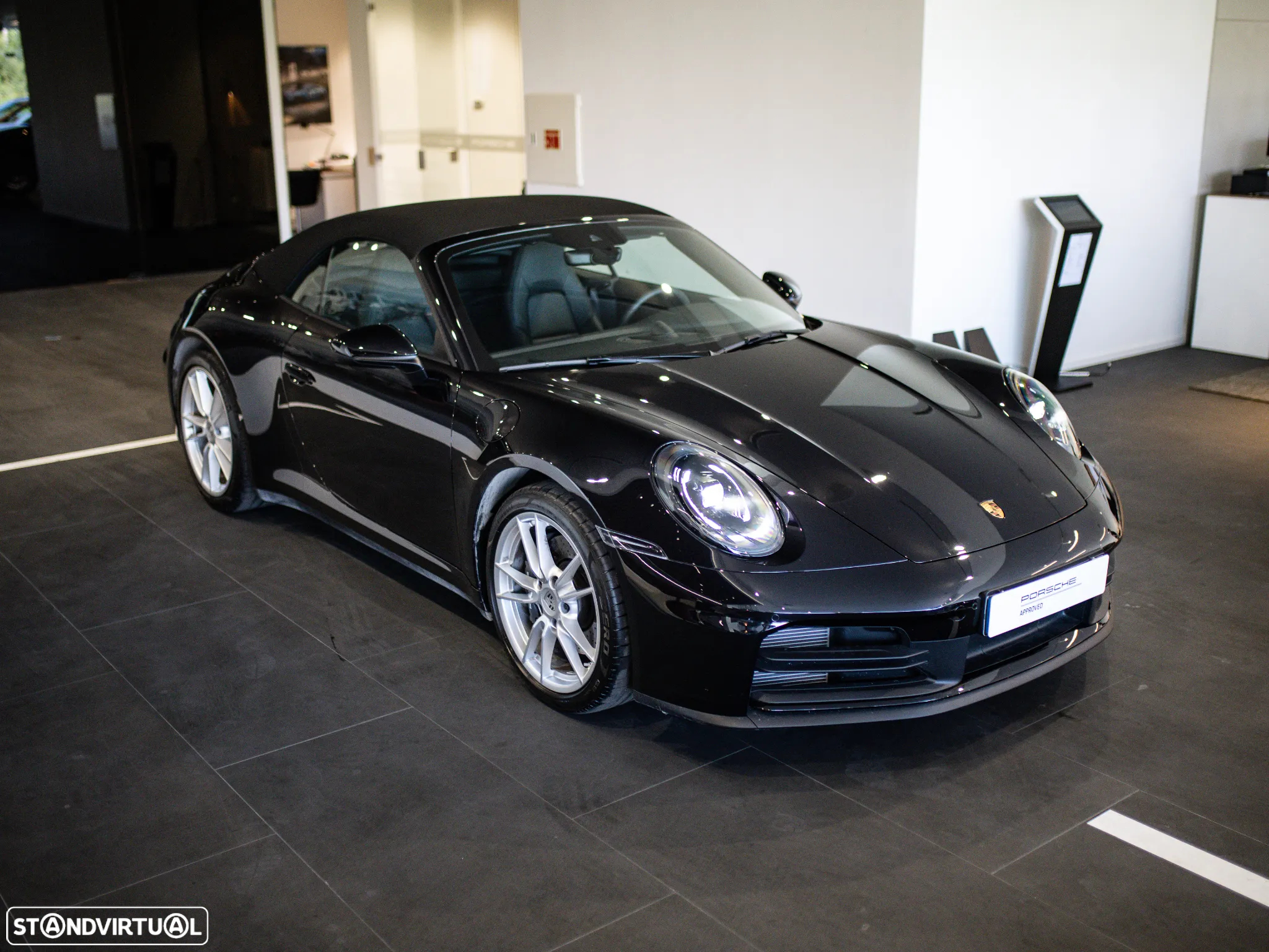 Porsche 911 (992) Carrera - 3