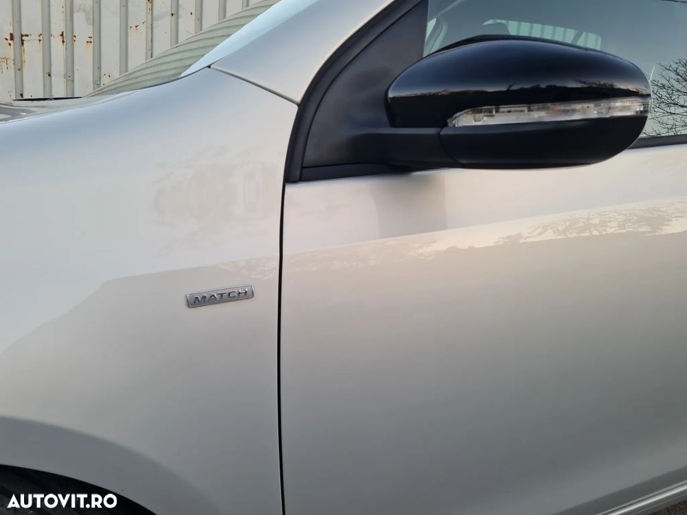 Volkswagen Golf - 14