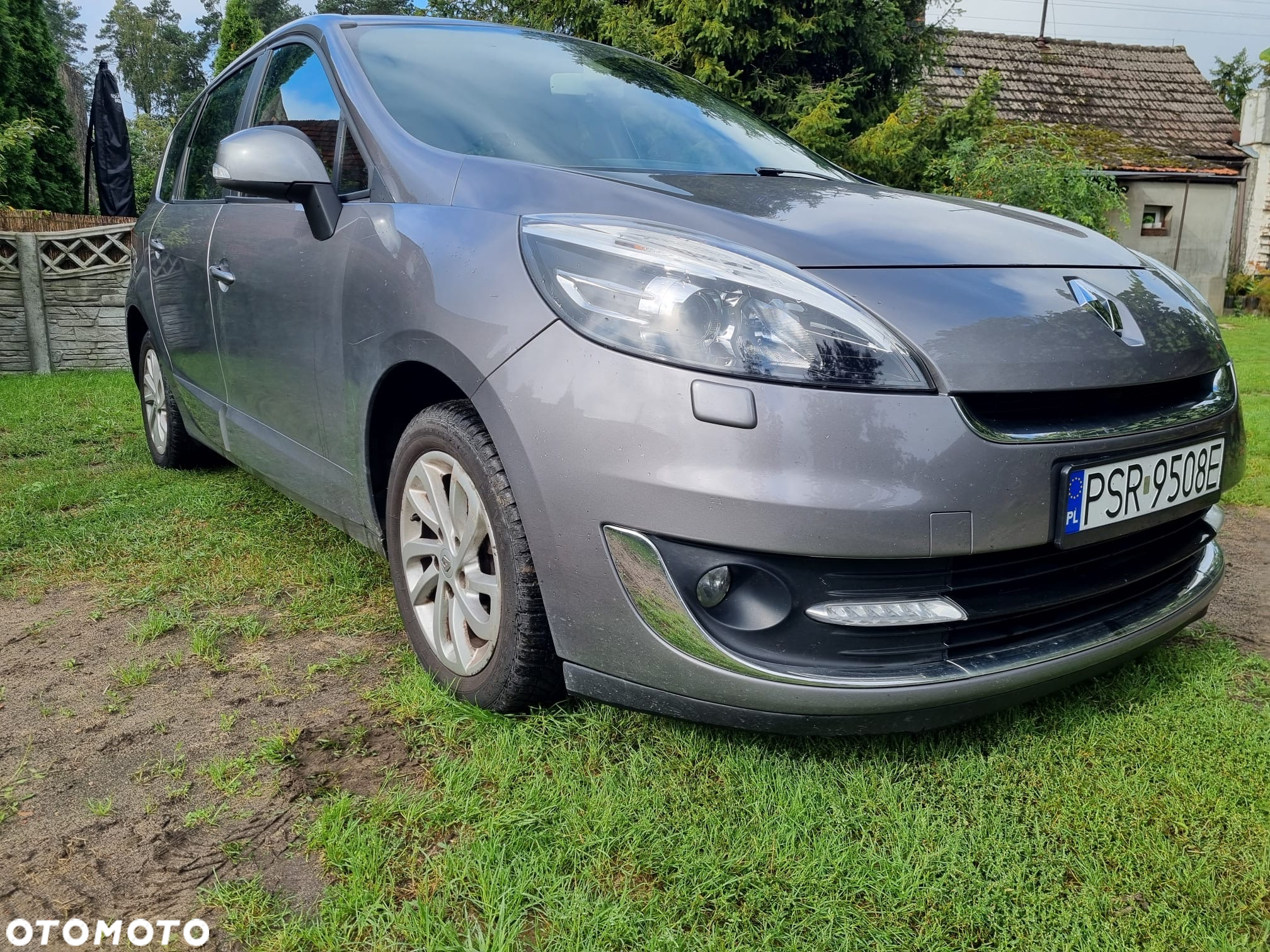 Renault Grand Scenic - 18