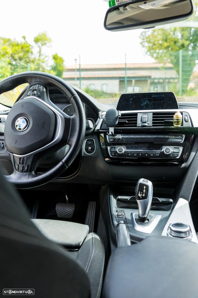 BMW 318 d Touring Line Sport Auto - 16