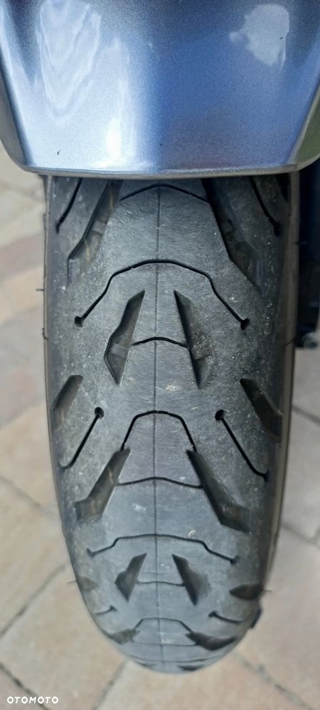 Suzuki GSX - 15