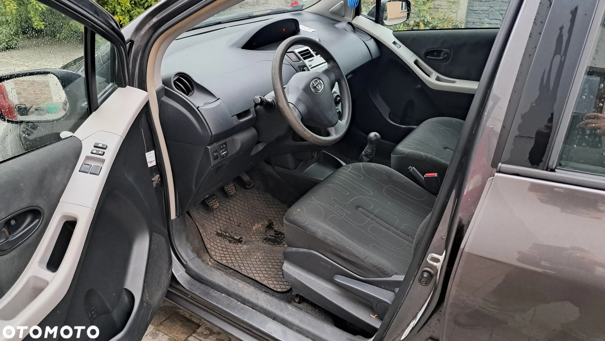 Toyota Yaris 1.0 Luna A/C - 9