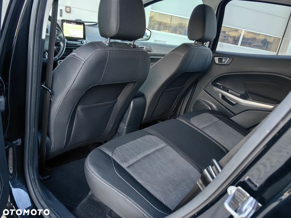 Ford EcoSport - 18