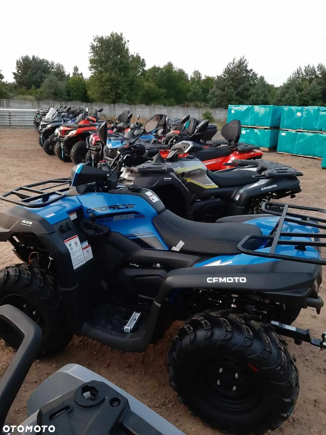 CFMoto CForce - 16