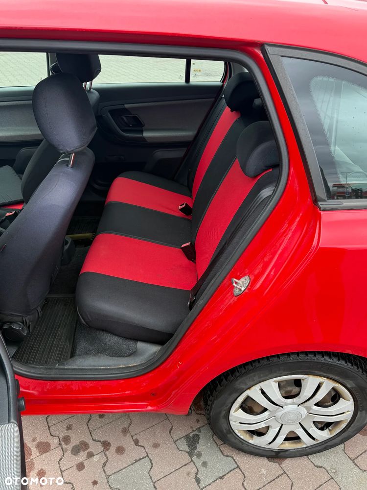 Skoda Fabia 1.6 TDI DPF Classic - 8