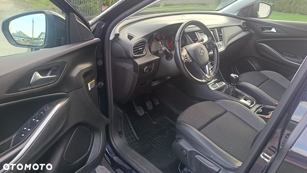 Opel Grandland X 1.2 T GPF Innovation S&S - 13