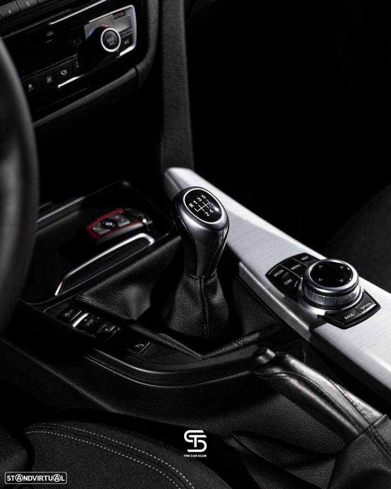BMW 318 d xDrive Pack M - 20