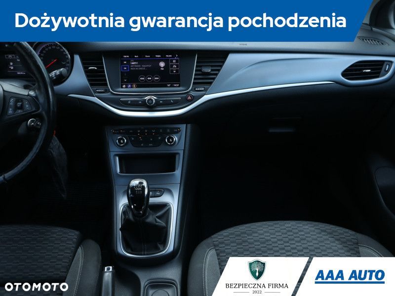 Opel Astra - 10