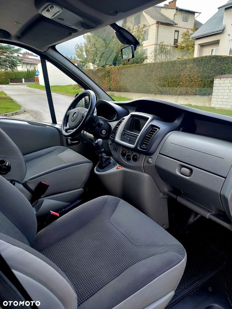 Opel Vivaro Tour Elegance L1H1 - 13