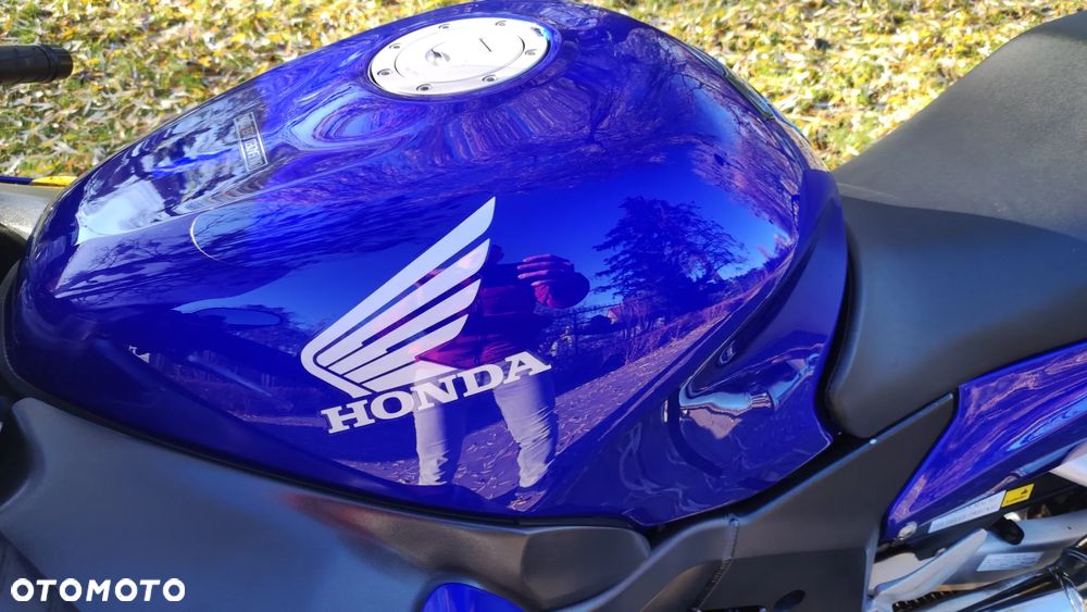 Honda CBR - 13