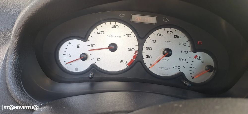 Peugeot 206 - 7