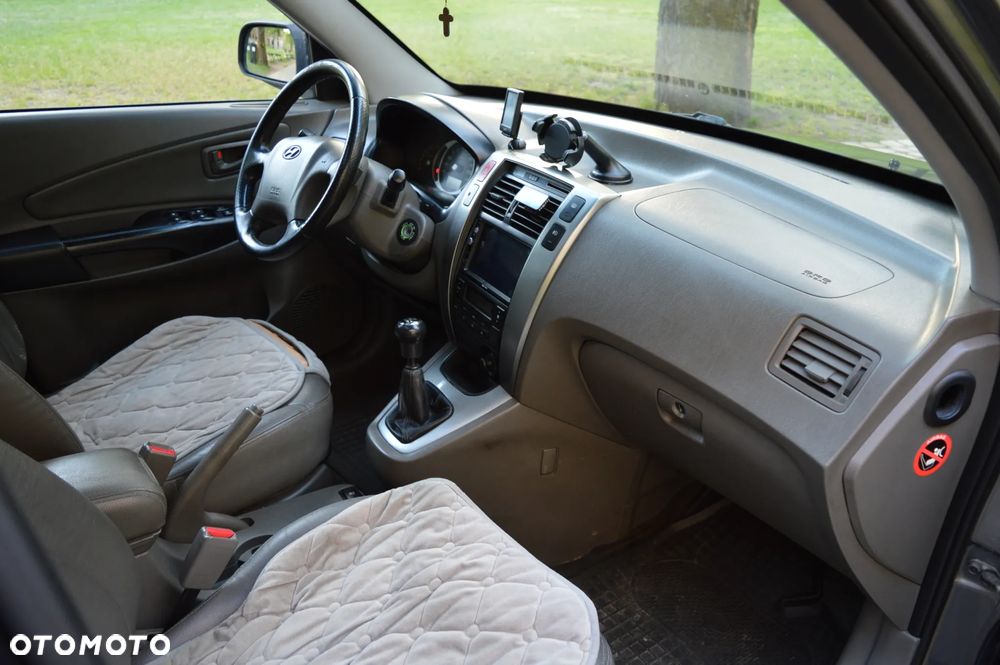 Hyundai Tucson 2.0 4WD GLS - 11