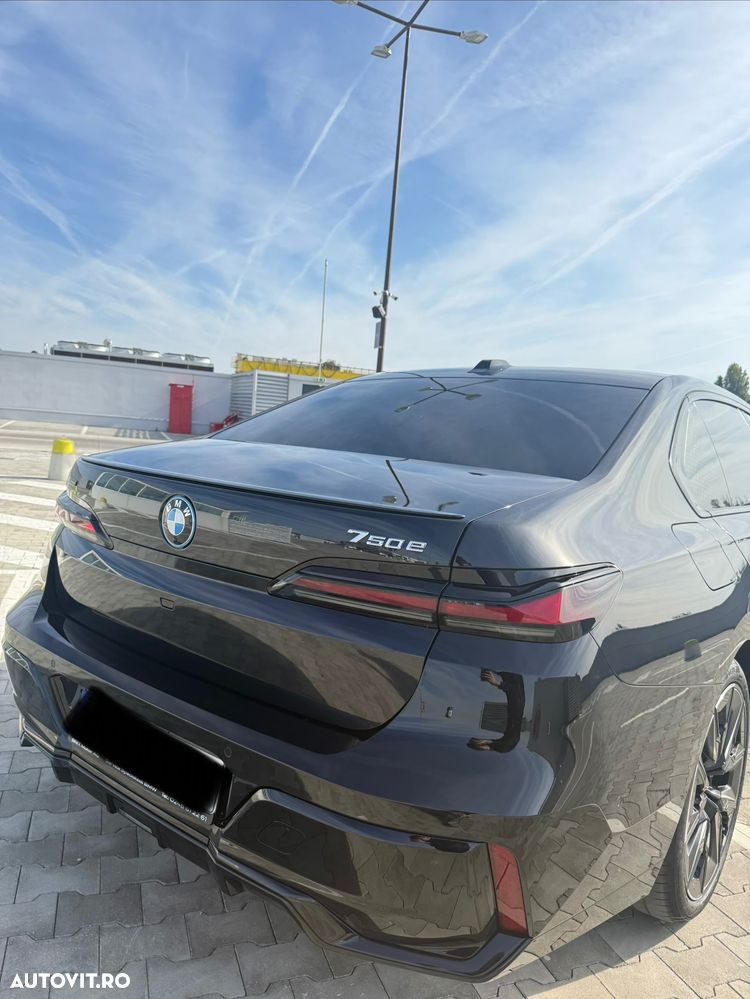 BMW Seria 7 750e xDrive AT PHEV - 6