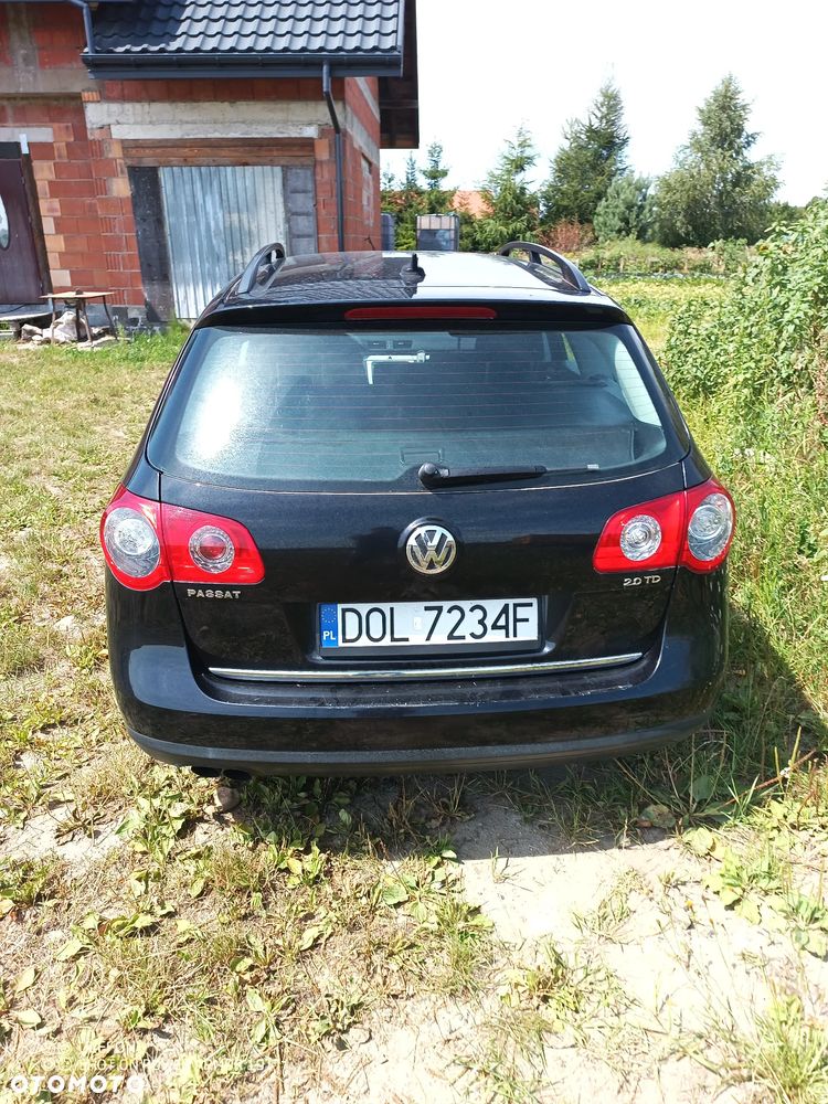Volkswagen Passat 2.0 TDI DPF Comfortline DSG - 4