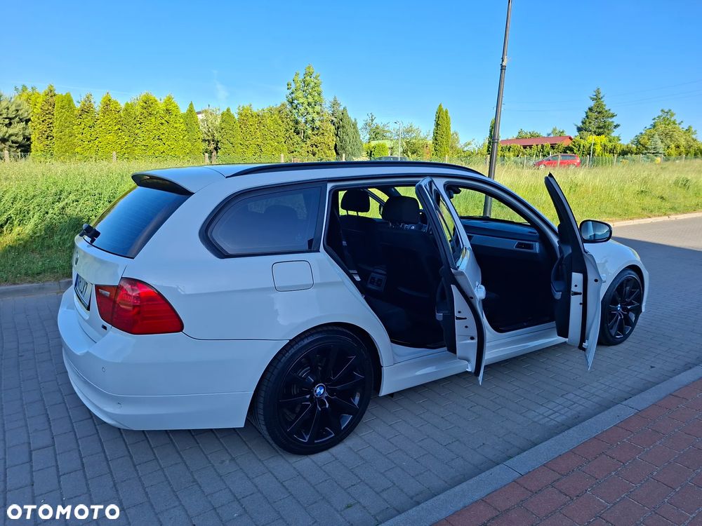 BMW Seria 3 318d M Sport EU6 - 11