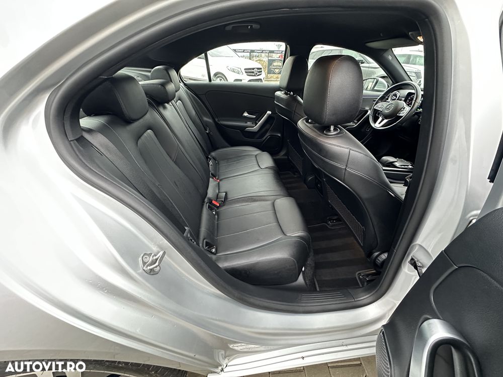 Mercedes-Benz A 250 e Sedan Aut. - 26