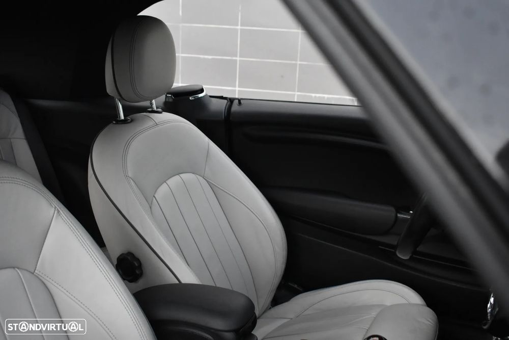 MINI Cabrio One - 38