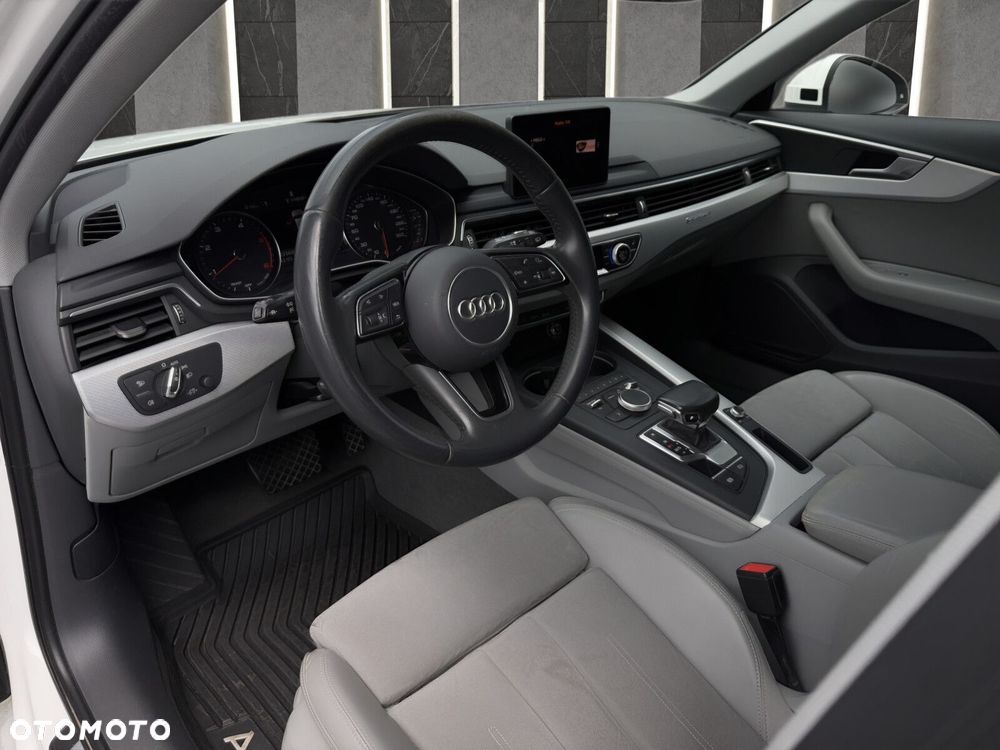 Audi A4 Avant - 10