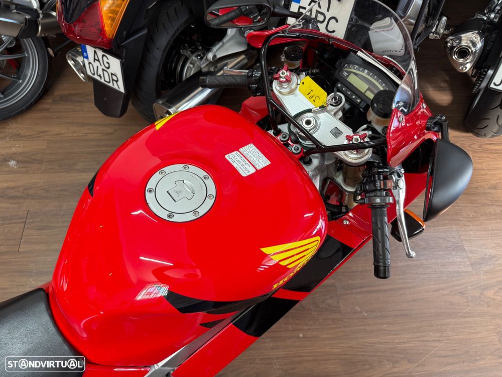 Honda VTR 1000 SP 1 - 11