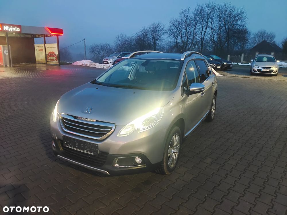 Peugeot 2008 PureTech 82 Allure - 18