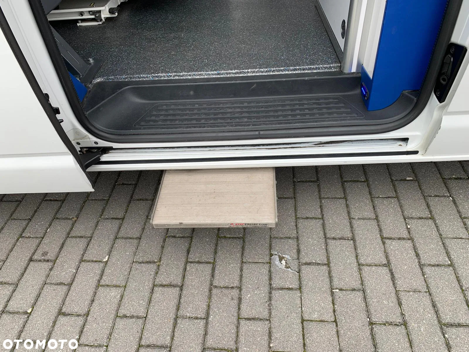 Volkswagen Transporter Caravelle T6.1 DSG Lang Highline - 16