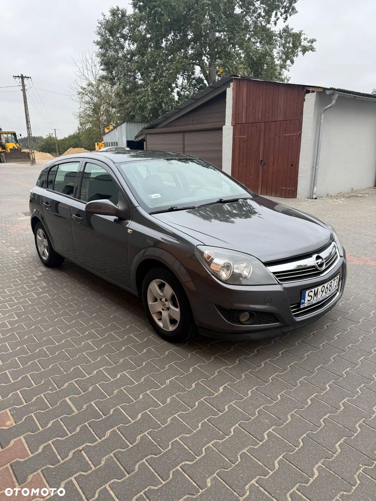 Opel Astra - 2