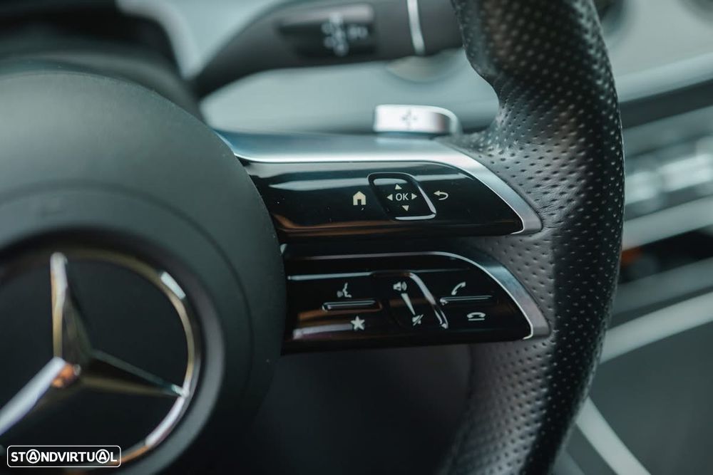 Mercedes-Benz E 300 de 9G-TRONIC AMG Line - 32
