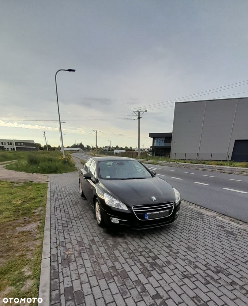 Peugeot 508 RXH 2.0 HDi HYbrid4 - 5