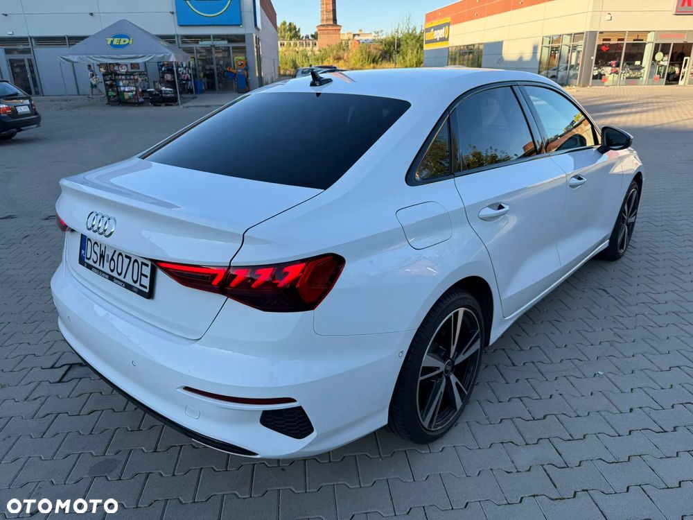 Audi A3 Limousine 35 TFSI mHEV Advanced S tronic - 4