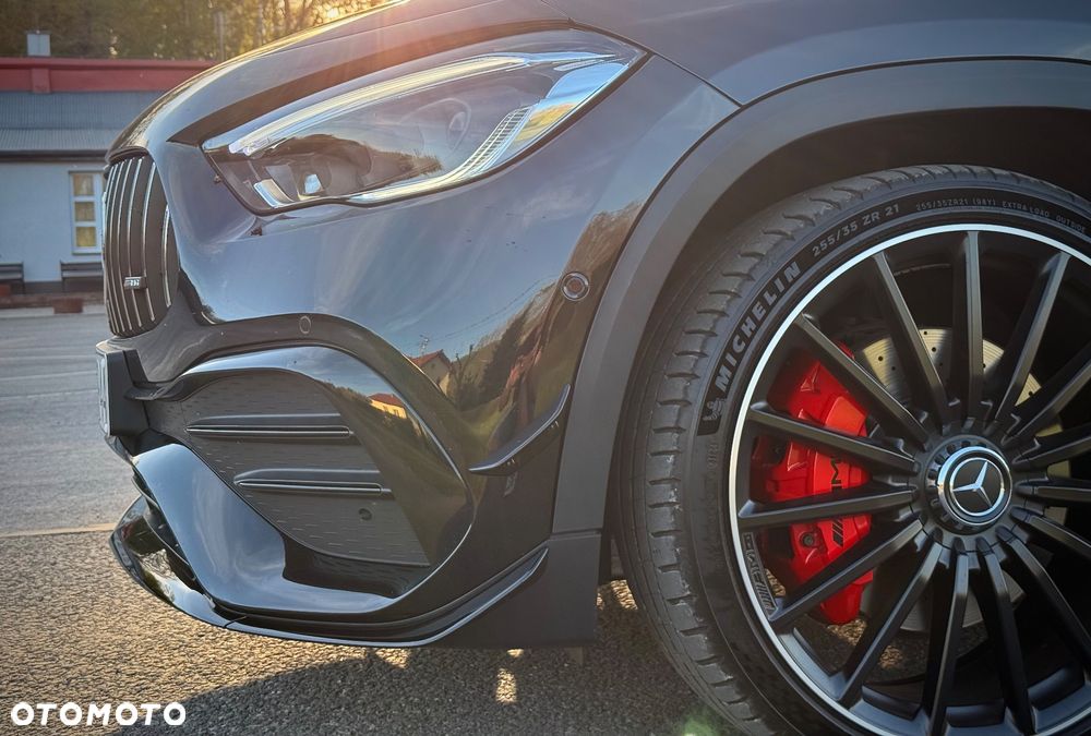 Mercedes-Benz GLA AMG 35 4-Matic - 12