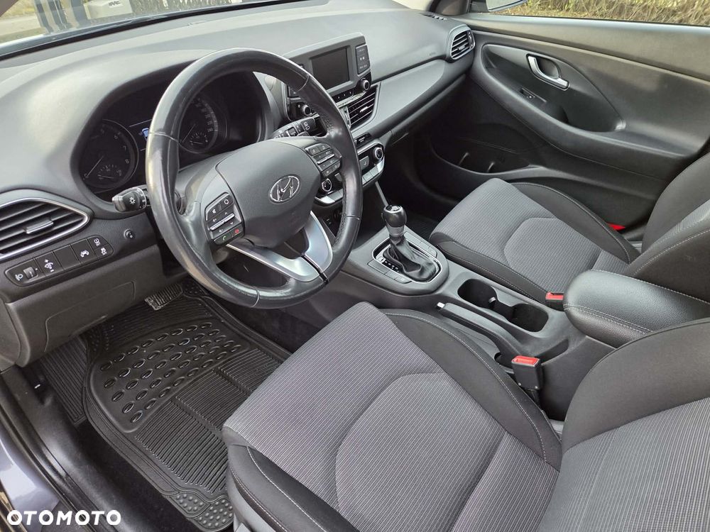 Hyundai i30 1.4 T-GDI Comfort DCT - 29