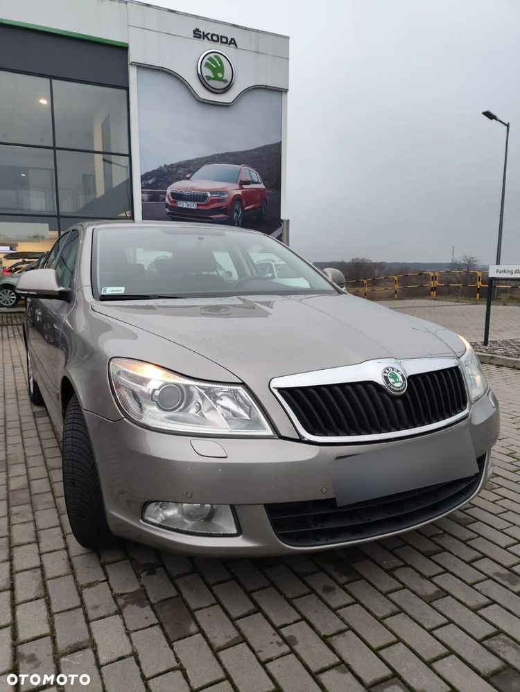 Skoda Octavia 2.0 TDI Elegance DSG - 23
