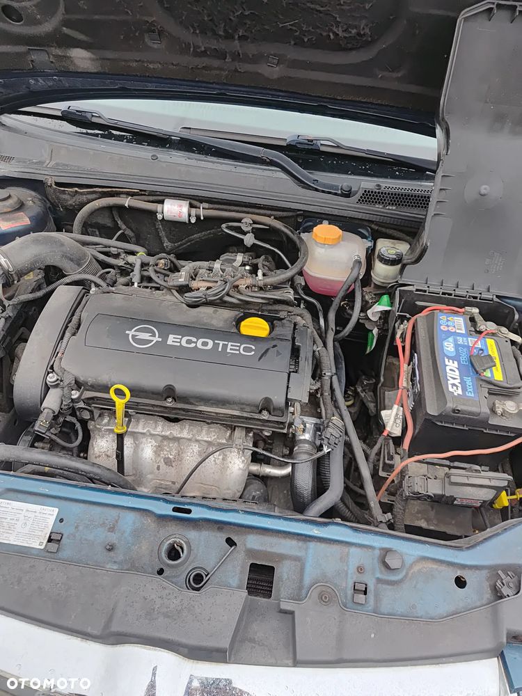 Opel Vectra 1.8 - 12