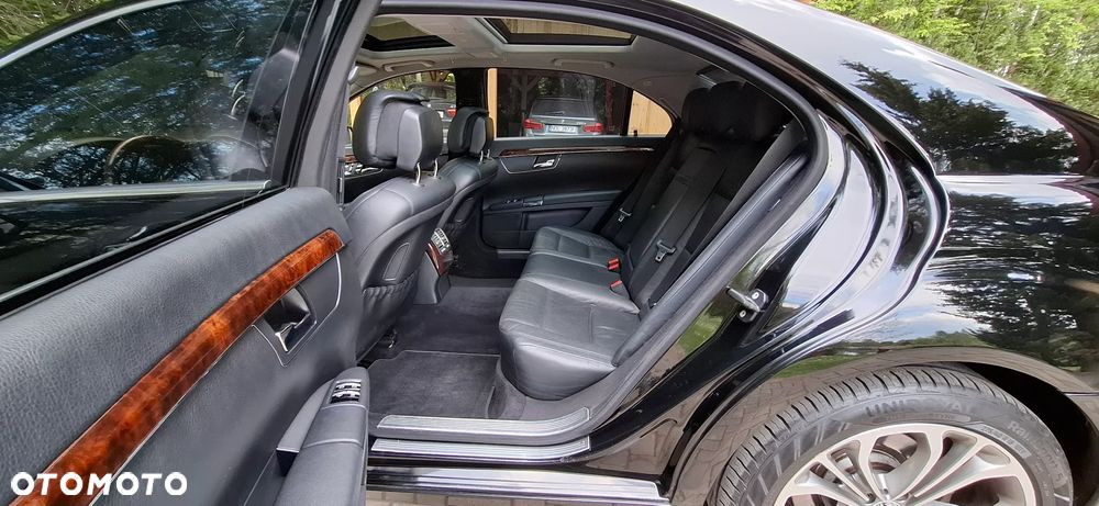 Mercedes-Benz Klasa S 500 L 4Matic 7G-TRONIC - 13