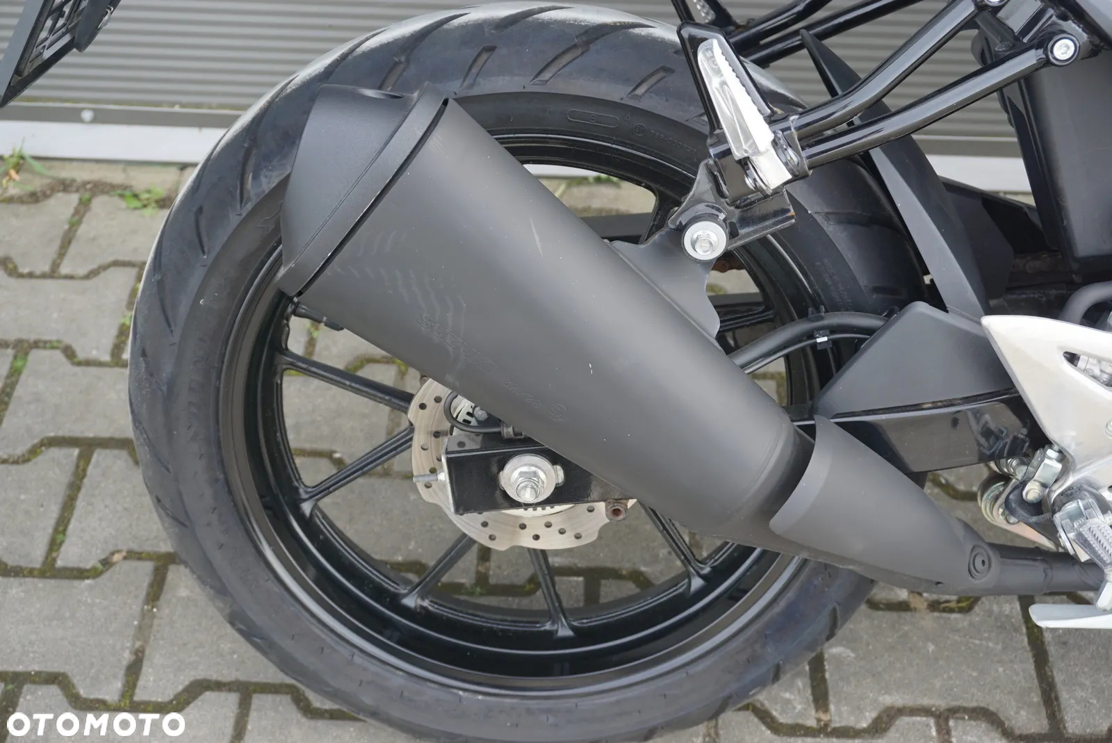 Suzuki GSX-R - 4