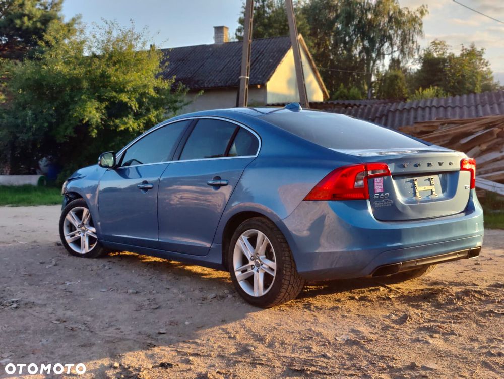Volvo S60 T5 Drive-E Summum - 6